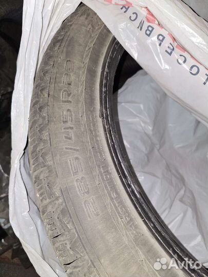 Nokian Tyres Hakkapeliitta SUV 285/45 R22