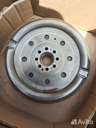 Маховик двух массовый VAG 06J105266K (415033410)