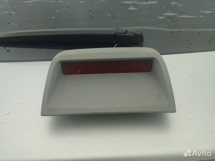 Форд Таурус дополнительный стоп сигнал