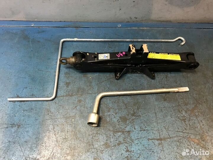 Домкрат Toyota