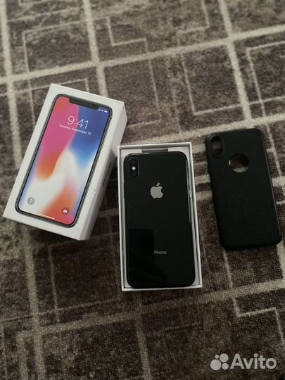 iPhone X, 64 ГБ