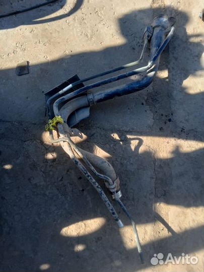 Топливная горловина Тойота Королла Е150