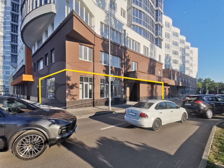 Торгово-офисные помещение, 209.9 м² пл. Сенная