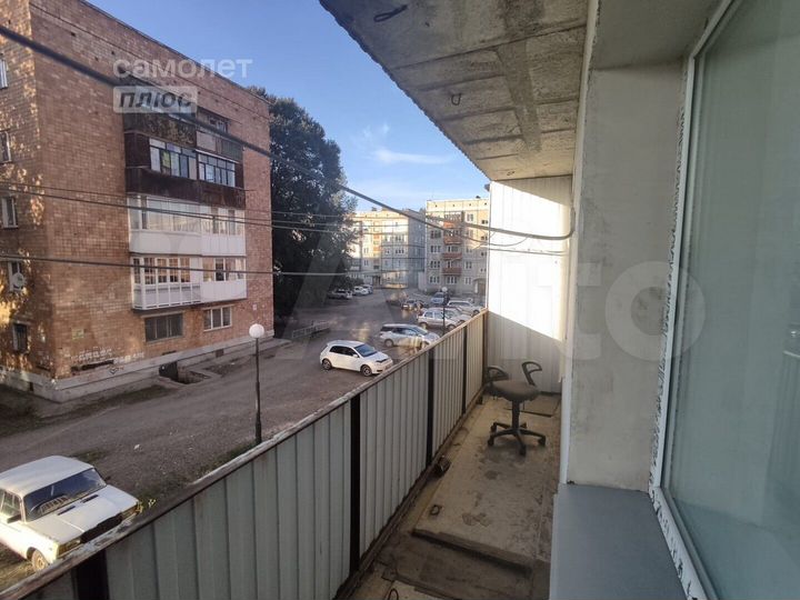 2-к. квартира, 60,2 м², 2/5 эт.