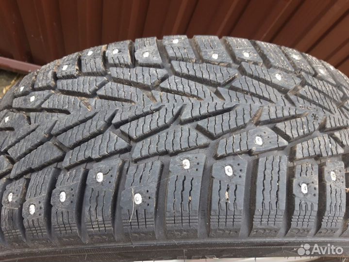 Nordman 7 215/65 R16