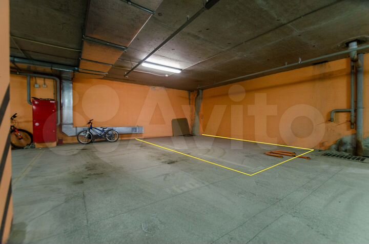 Машиноместо, 13 м²