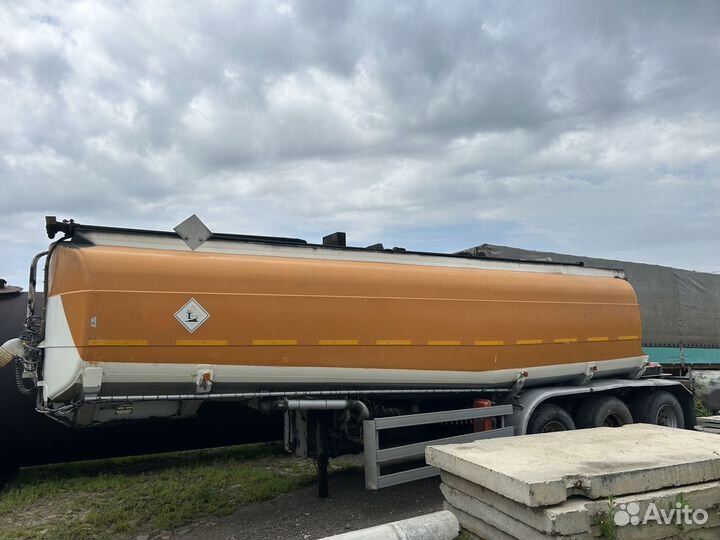 Полуприцеп бензовоз Acerbi 22K40, 1993