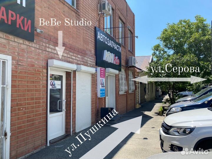 Модель на маникюр 500