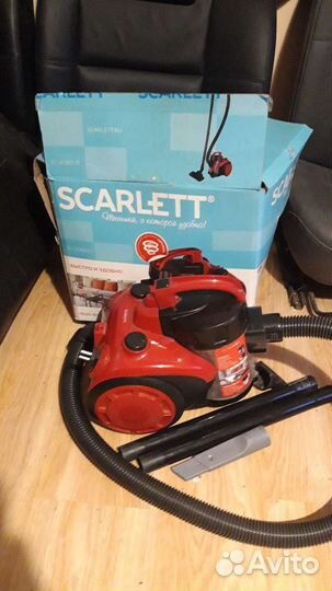 Пылесос Scarlett 1500w
