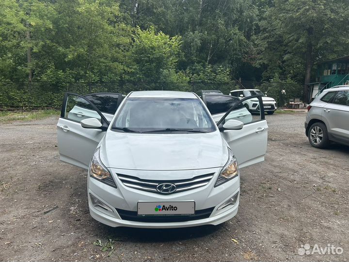 Hyundai Solaris 1.6 AT, 2015, 117 000 км