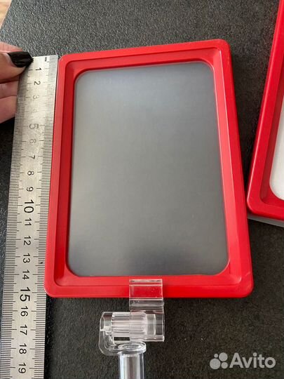 Пластиковая рамка. Держатель зажим