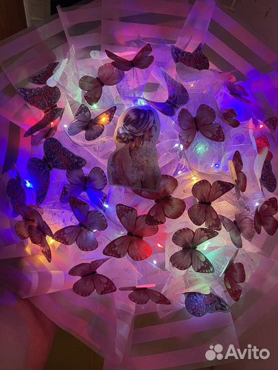 Светящиеся букеты из бабочек