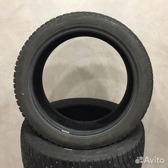 Pirelli Scorpion Ice Zero 2 275/40 R21 и 315/35 R21 111H