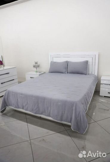 Спальный гарнитур комплектом