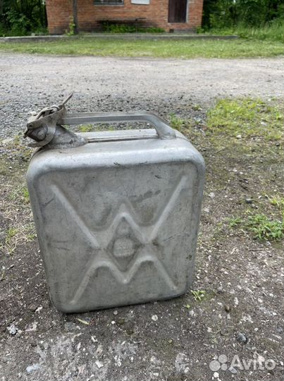 Канистры 20л