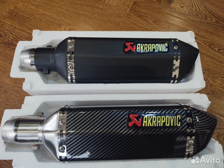 Универсальный глушитель Akrapovic
