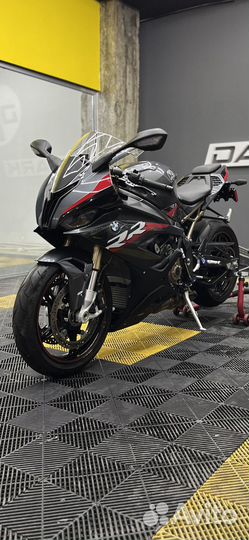 BMW S1000RR
