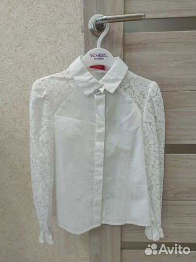 Блузка белая