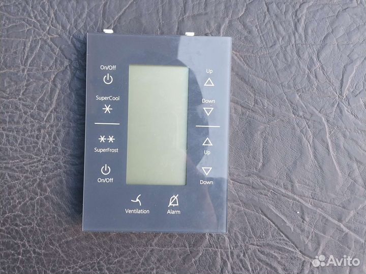 Дисплей холодильника Либхер