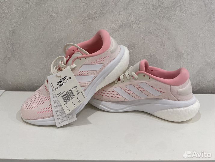 Кроссовки новые женские Adidas 37-38