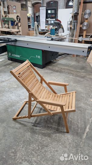 Шезлонг деревянный