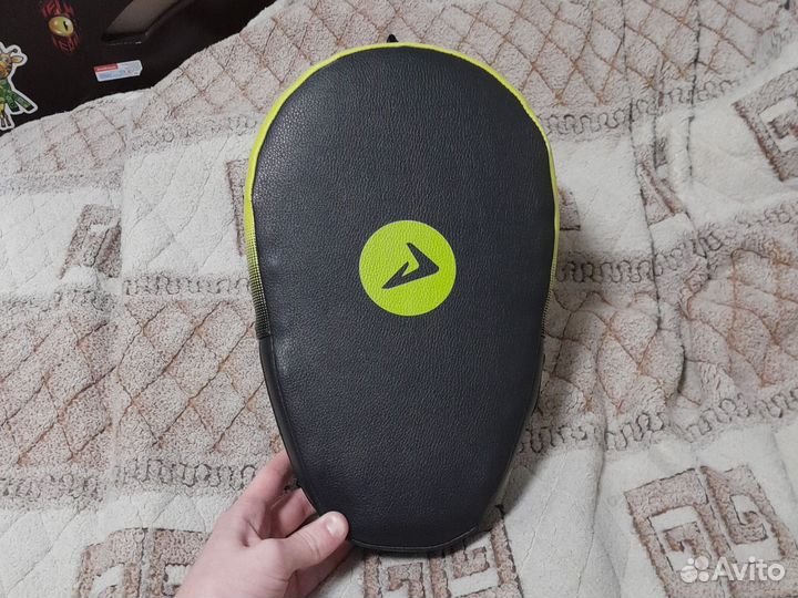 Лапа боксёрская, макивара