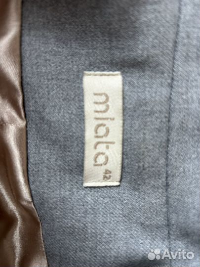 Брючный костюм 42-44