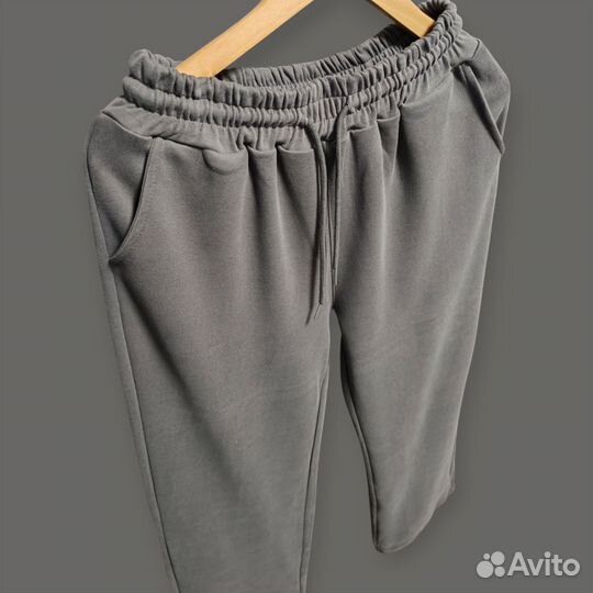 Спортивный костюм женский