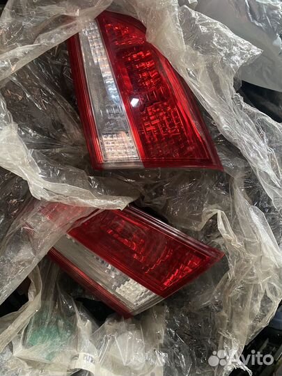 Фонарь в крышку правый ниссан альмера г 15