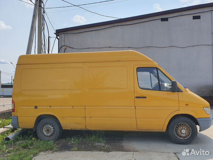 Mercedes-Benz Sprinter 2.2 МТ, 1998, 200 000 км