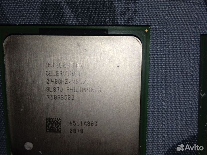 5 Процессоров (2 pentium, 3 celeron)