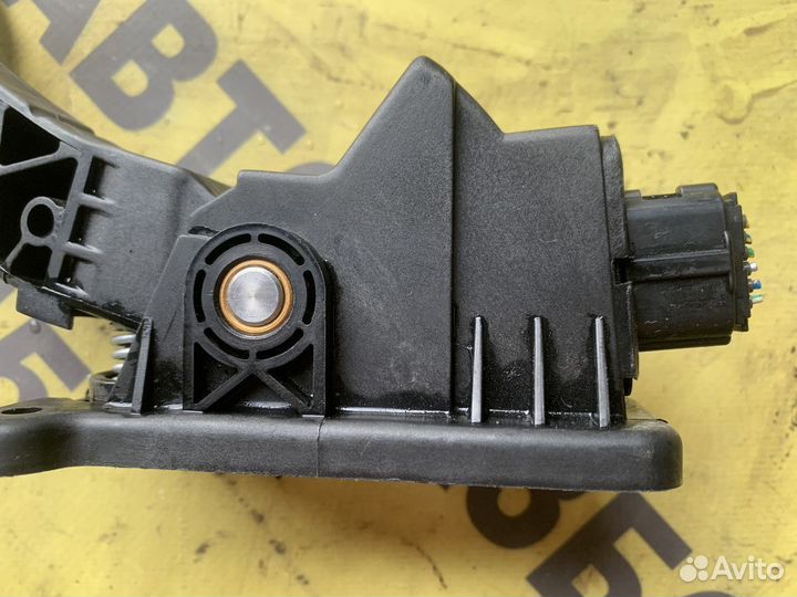 Педаль газа FAW V2