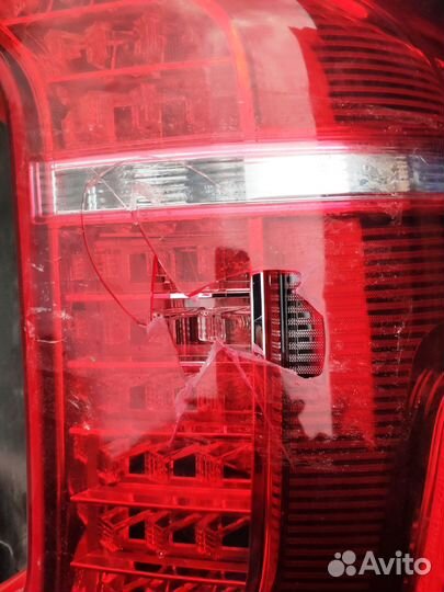 Фонарь правый задний Вольво хс90 II