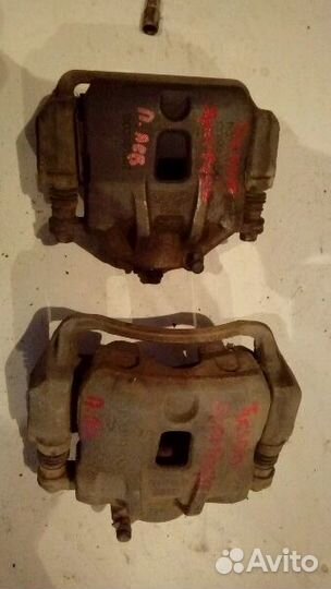 Суппорт передний Hyundai Tucson