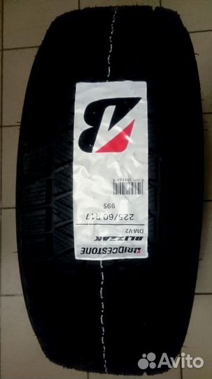 Bridgestone Blizzak DM-V2 235/60 R18 107S