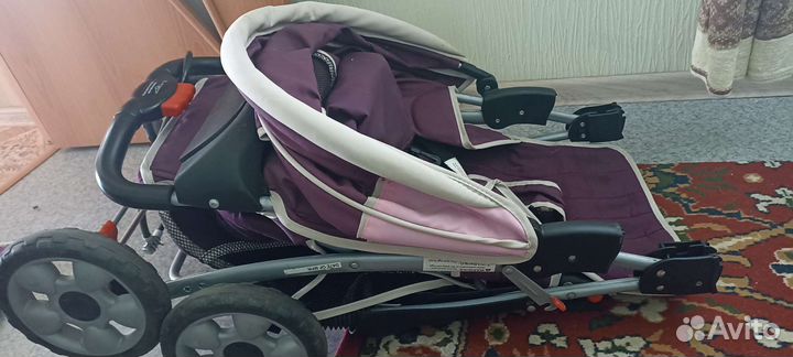 Прогулочная коляска