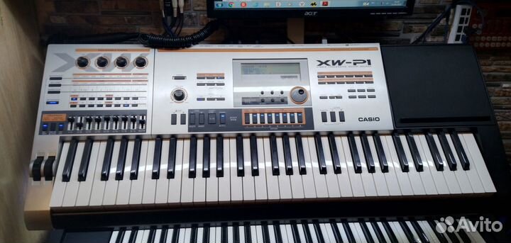 Синтезатор Casio