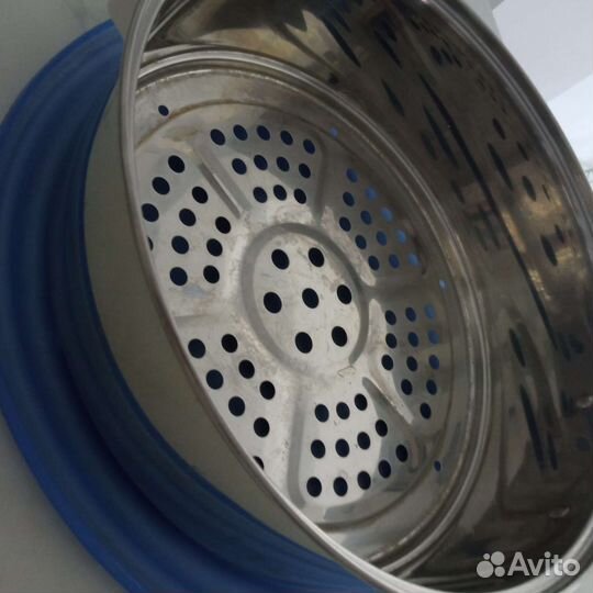 Пароварка в виде чаши с крышкой