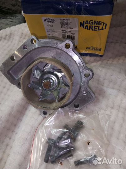 Водяной насос помпа Magneti Marelli 352316171221