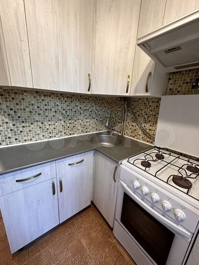 3-к. квартира, 60 м², 2/5 эт.