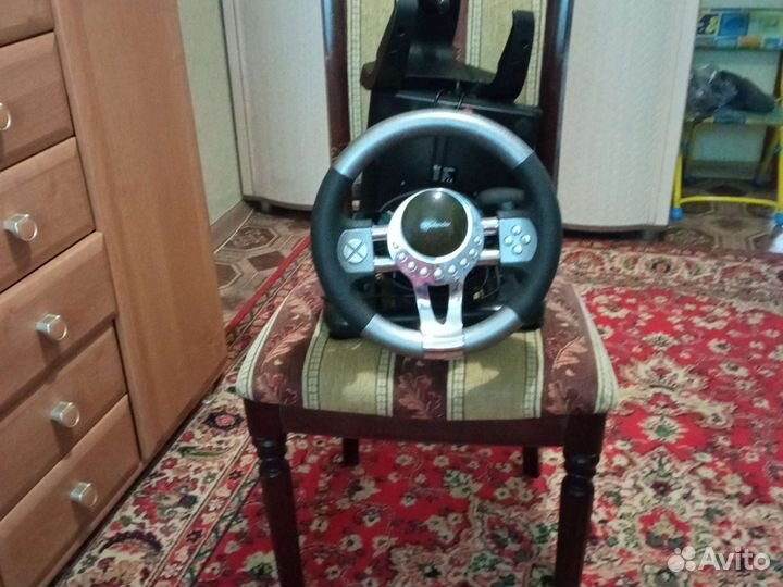Игровой руль с педалями для пк