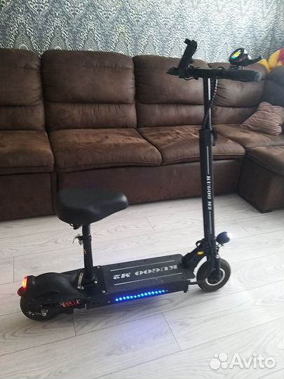 Самокат взрослый электрический бу