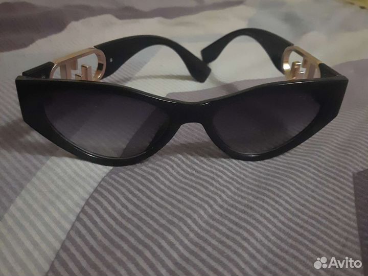 Солнцезащитные очки