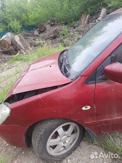 В разборе Mitsubishi lancer 9