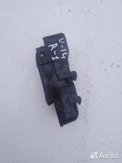 Ручка двери R внутренняя Nissan