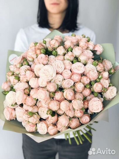 Букет пионовидных роз Доставка цветов