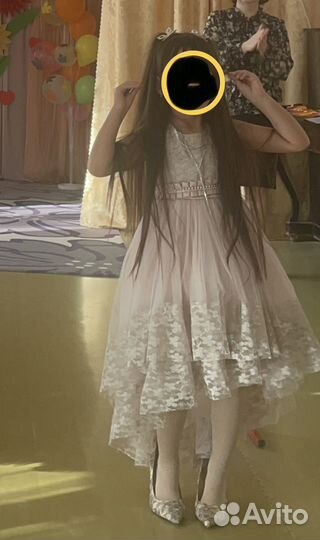 Нарядное платье для девочки 6-7 лет