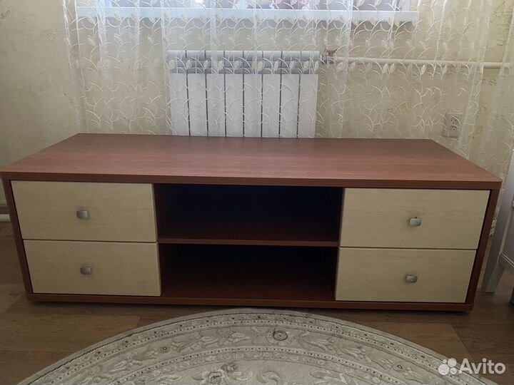 Тумба под телевизор