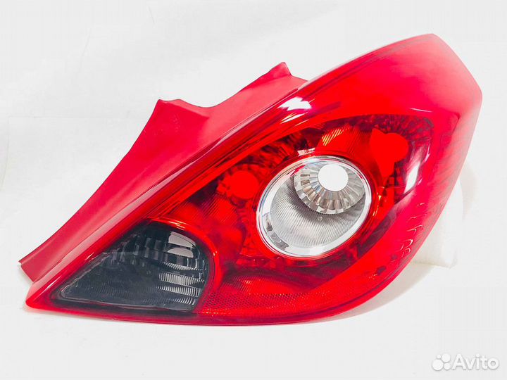 Фонарь правый задний в крыло Opel Corsa D рест