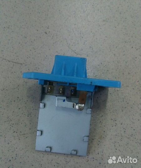 Резистор печки Hyundai Solaris 2 Kia Rio 4